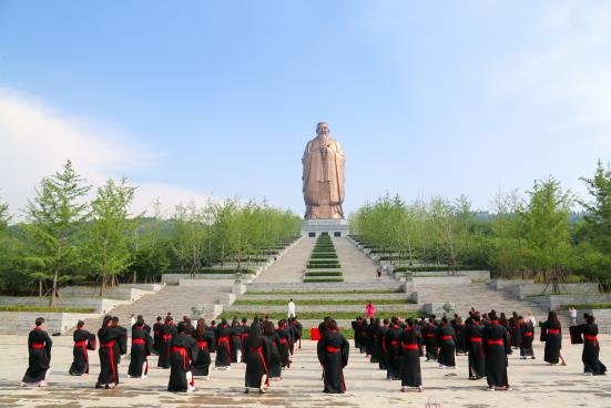 尼山胜景.jpg